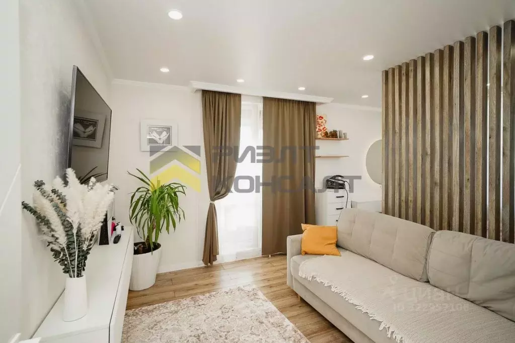 2-к кв. Омская область, Омск Взлетная ул., 13 (60.4 м) - Фото 1