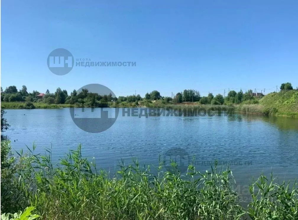 Участок в Ленинградская область, Гатчинский муниципальный округ, д. ... - Фото 1