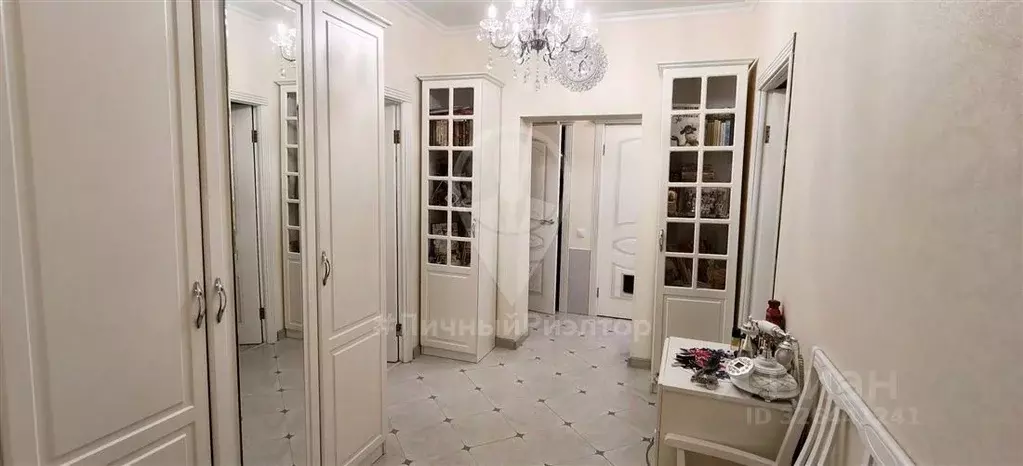 3-к кв. Рязанская область, Рязань ул. Урицкого, 5 (66.0 м) - Фото 2