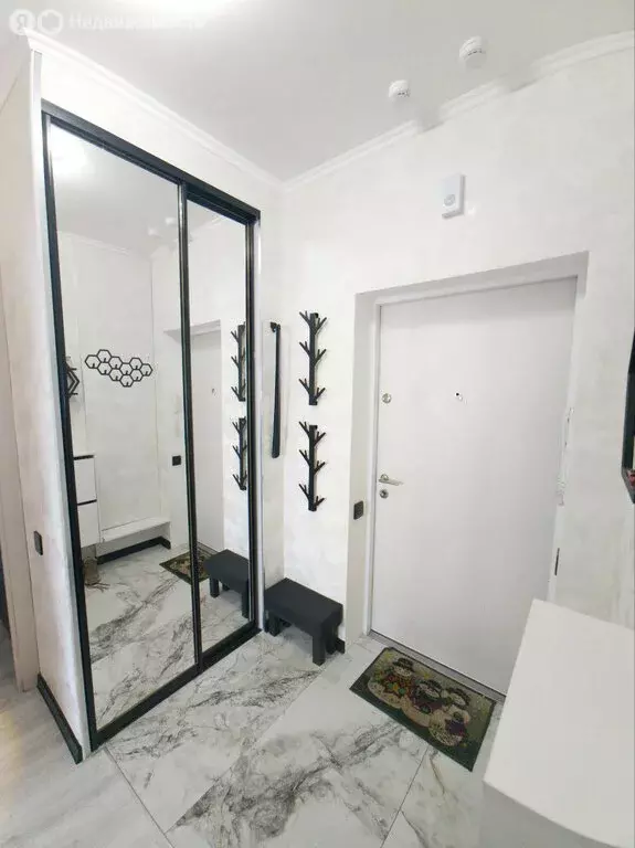 2-комнатная квартира: Москва, улица Юных Ленинцев, 73 (57.2 м) - Фото 1