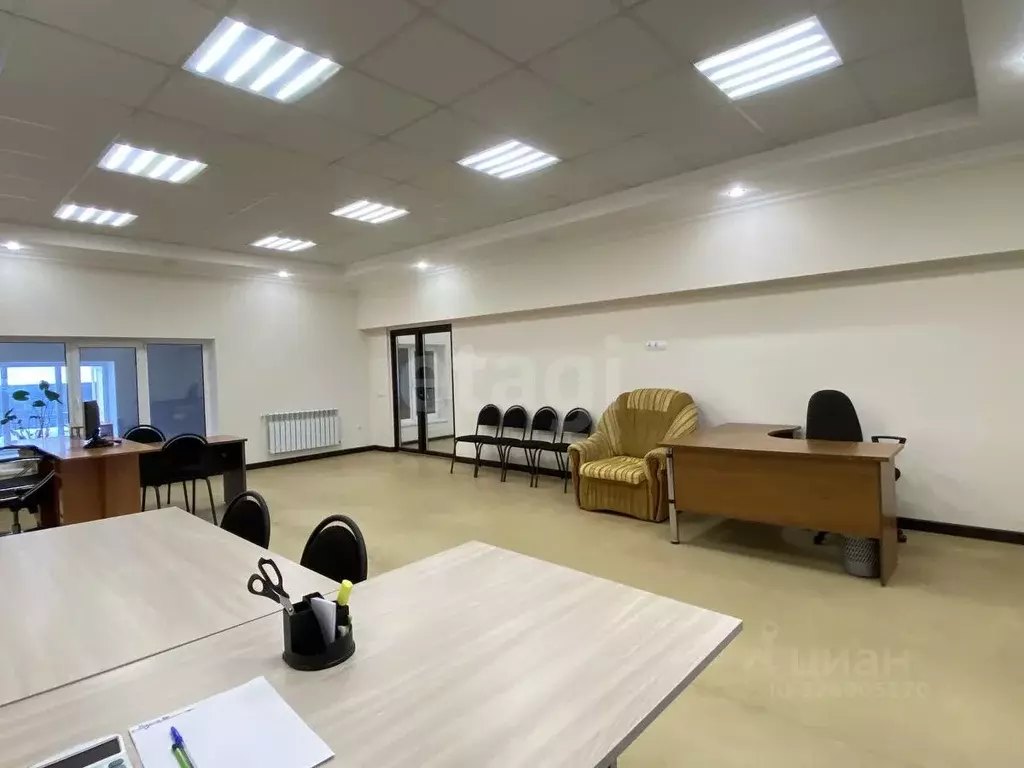 Офис в Саратовская область, Энгельс просп. Строителей, 30А (154 м) - Фото 2