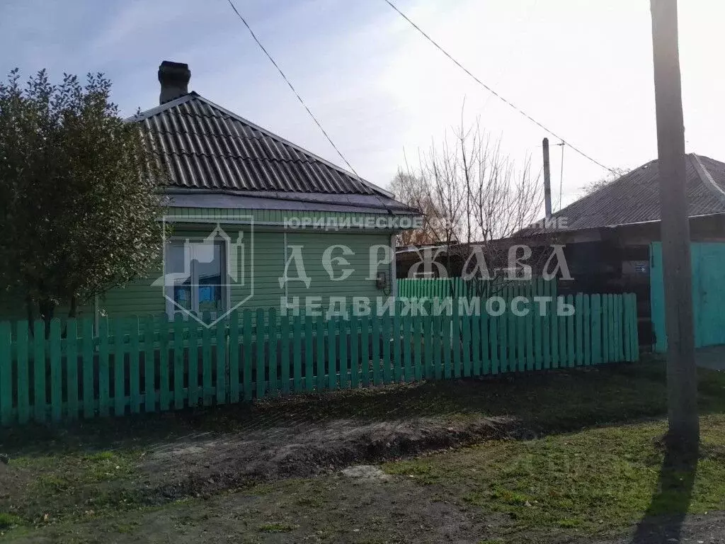 Дом в Кемеровская область, Топки Кемеровская ул. (43 м) - Фото 0