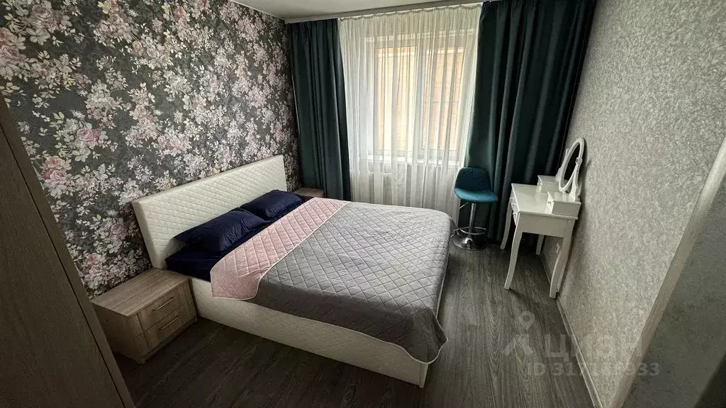 2-к кв. Псковская область, Псков Коммунальная ул., 72 (55.0 м) - Фото 0