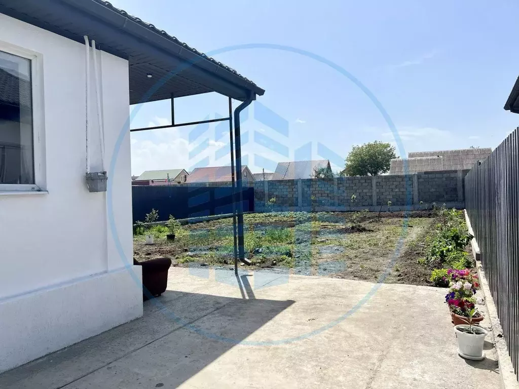 Дом в Ставропольский край, Предгорный муниципальный округ, пос. ... - Фото 1