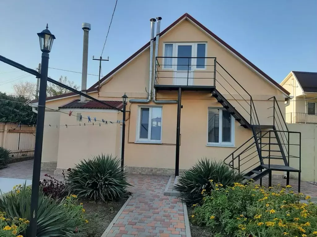 Комната Крым, Феодосия ул. Коммунальников, 8А (10.0 м) - Фото 0