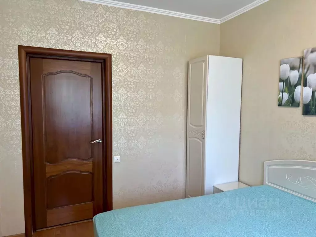 2-к кв. Краснодарский край, Геленджик ул. Розы Люксембург, 72 (56.0 м) - Фото 0