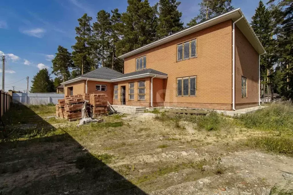 Дом в Тюменская область, Тюменский муниципальный округ, с. Перевалово ... - Фото 1