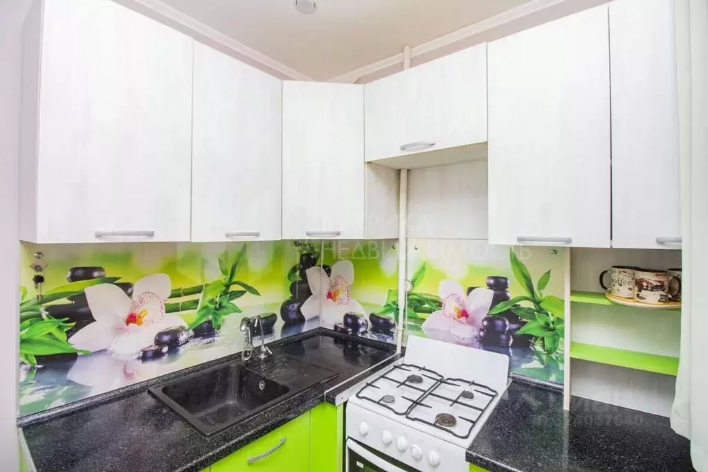 2-к кв. Тюменская область, Тюменский муниципальный округ, пос. ... - Фото 1