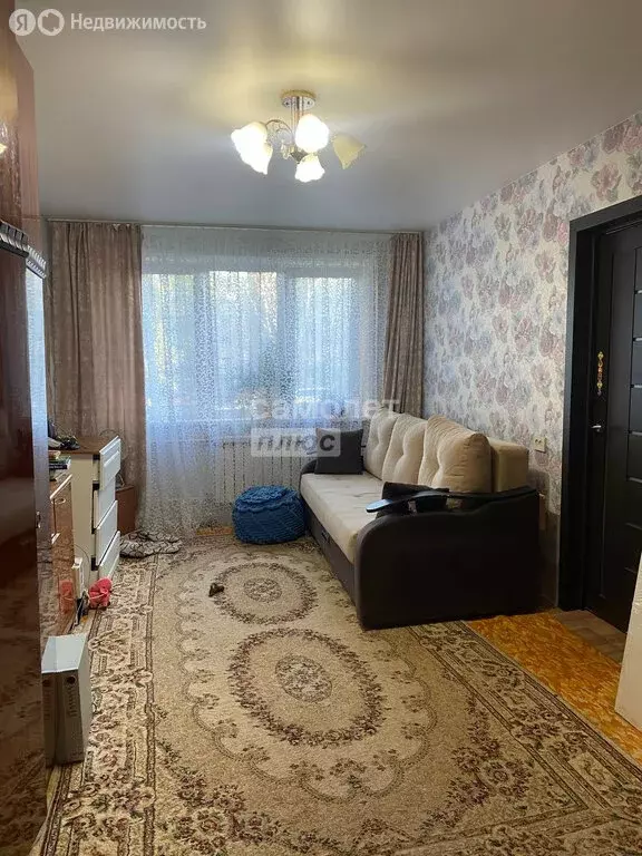 3-комнатная квартира: Нижний Новгород, улица Героев Космоса, 24 (52.3 ... - Фото 0