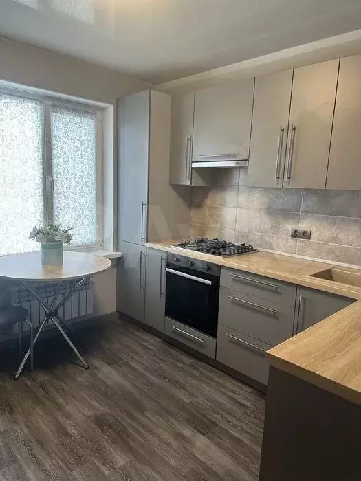 2-к. квартира, 52,5 м, 5/10 эт. - Фото 0