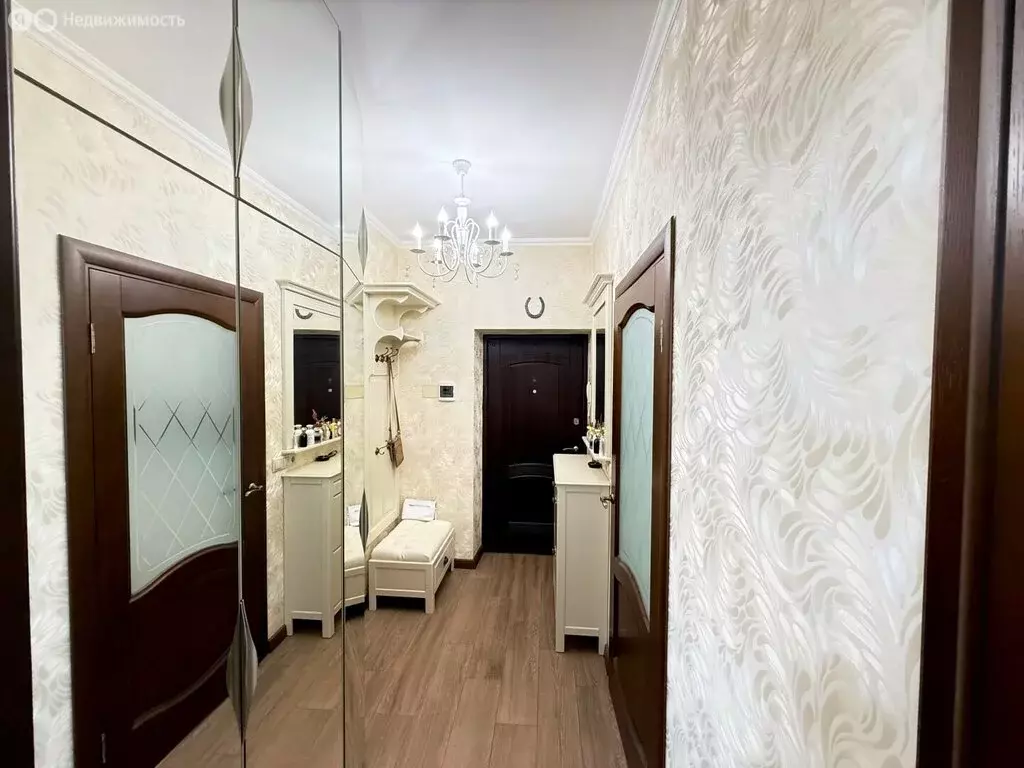 2-комнатная квартира: Симферополь, проспект Победы, 74А (57.6 м) - Фото 2