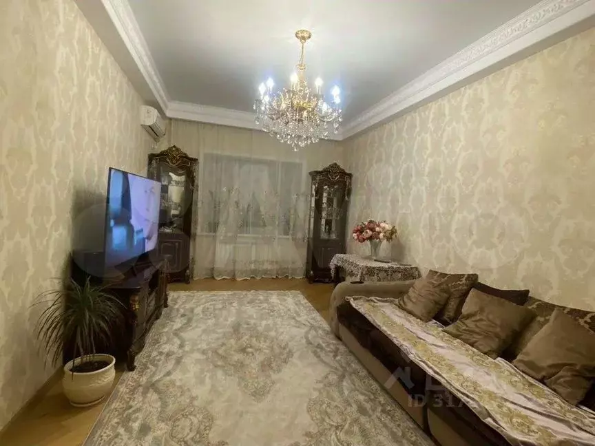 3-к кв. Дагестан, Каспийск просп. М. Омарова (100.0 м) - Фото 1