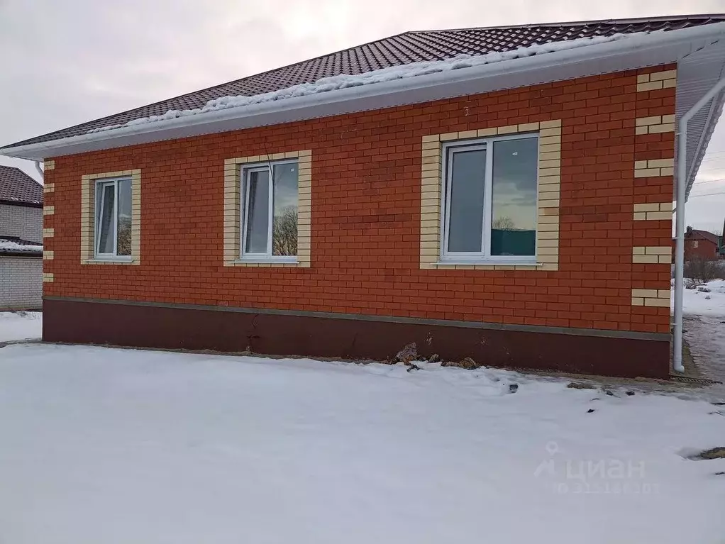 Дом в Белгородская область, Белгород ул. Имени Героя Советского Союза ... - Фото 1