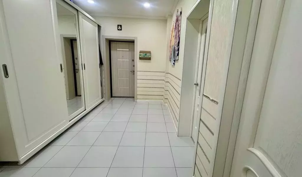 Продаётся 2-к квартира, 67 м - Фото 0