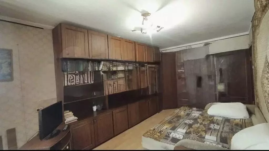 Комната Псковская область, Псков Индустриальная ул., 3 (18.0 м) - Фото 1