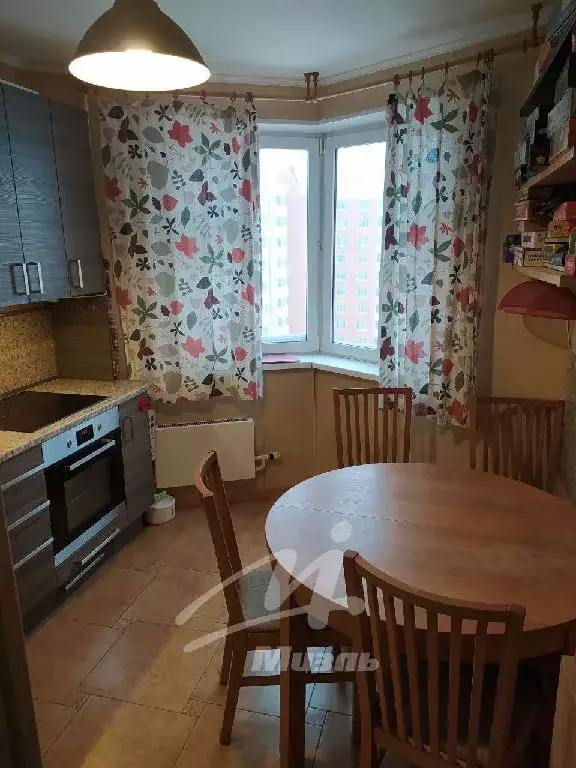 Продается 2-комнатная квартира - Фото 2