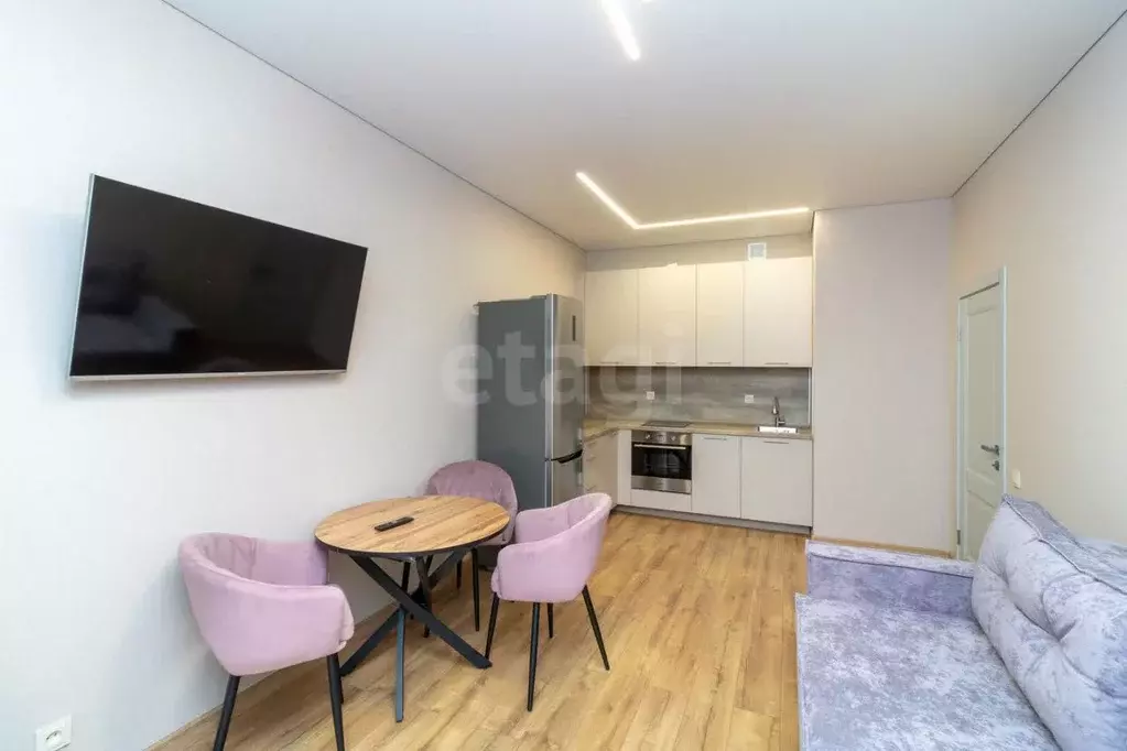 1-к кв. Тюменская область, Тюмень ул. Евгения Войнова, 7 (52.0 м) - Фото 1