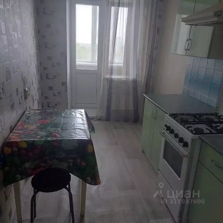 1-к кв. Самарская область, Сызрань ул. Комарова, 14 (36.0 м) - Фото 0