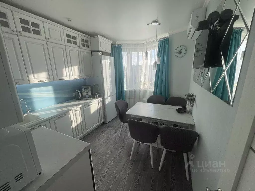 4-к кв. Москва ул. Авиаторов, 5к6 (89.7 м) - Фото 1