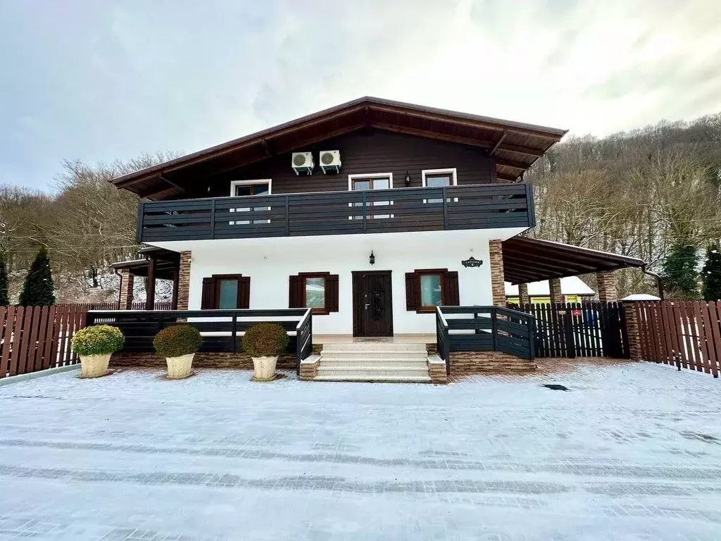 Дом в Краснодарский край, Геленджик городской округ, с. Возрождение ... - Фото 1