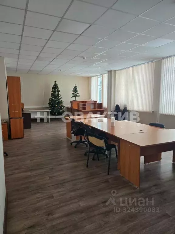 Офис в Новосибирская область, Новосибирск ул. Овчукова, 93 (72 м) - Фото 1