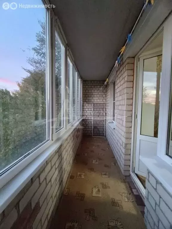 3-комнатная квартира: Зеленокумск, улица 50 лет Октября, 80 (58 м) - Фото 1