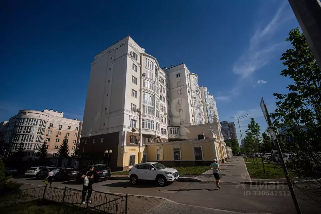 3-к кв. Башкортостан, Уфа ул. Мустая Карима, 42 (84.9 м) - Фото 1