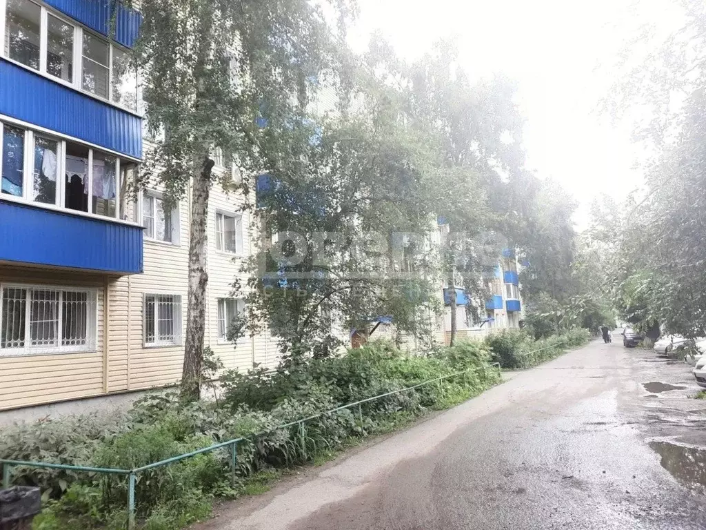 2-к кв. Омская область, Омск ул. 21-я Амурская, 9 (44.9 м) - Фото 0