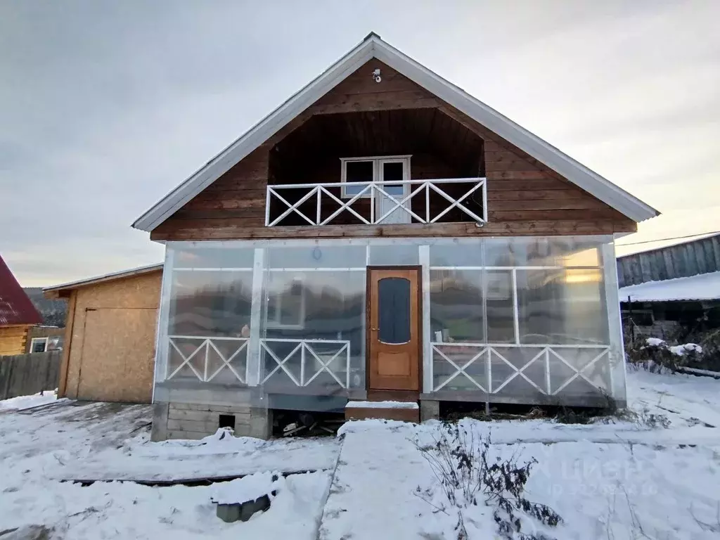 Дом в Иркутская область, Иркутский муниципальный округ, д. Карлук, ... - Фото 1