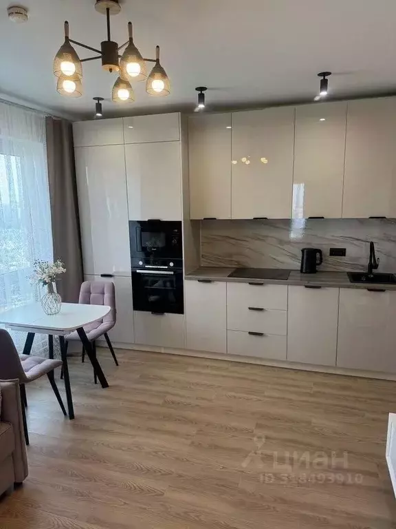 2-к кв. Москва Большая Очаковская ул., 2К2 (40.0 м) - Фото 0