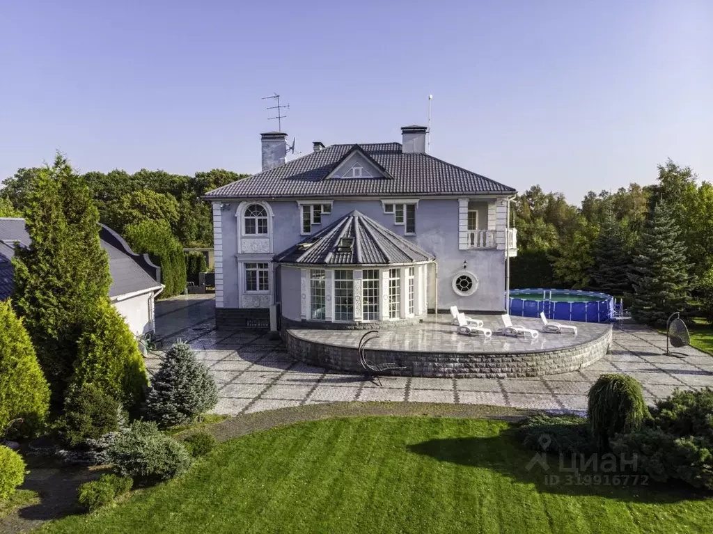 Дом в Санкт-Петербург, Санкт-Петербург, Петергоф ул. Нахимова, 29 (575 ... - Фото 1