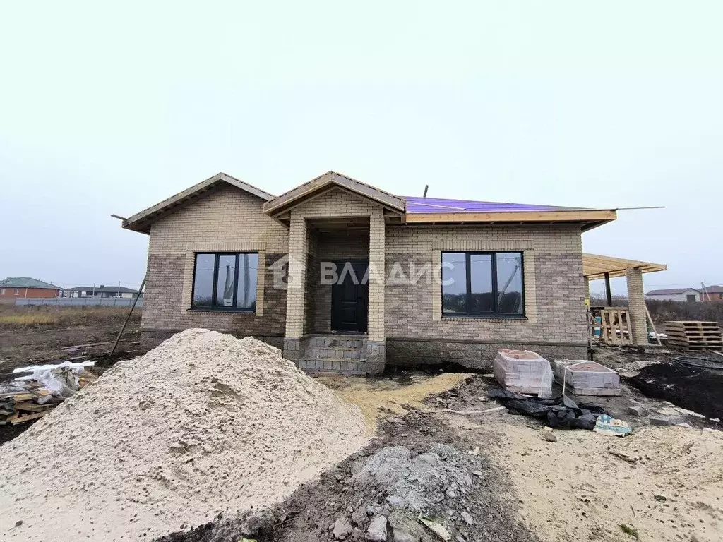 Дом в Белгородская область, Белгородский район, с. Стрелецкое пер. 4-й ... - Фото 1