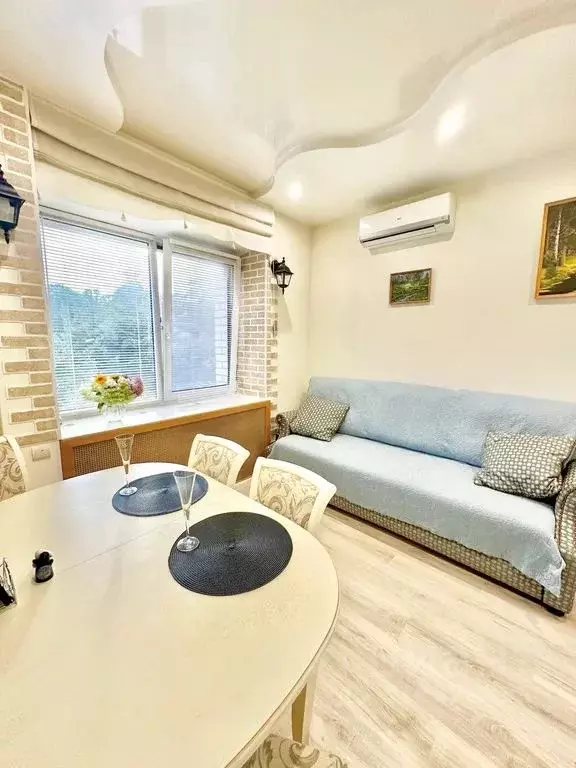 1-к кв. Псковская область, Псков Петровская ул., 6 (60.0 м) - Фото 1