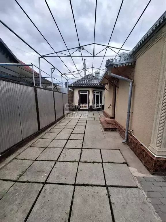 Дом в Кабардино-Балкария, Нальчик Краснопартизанская ул., 35 (55 м) - Фото 1