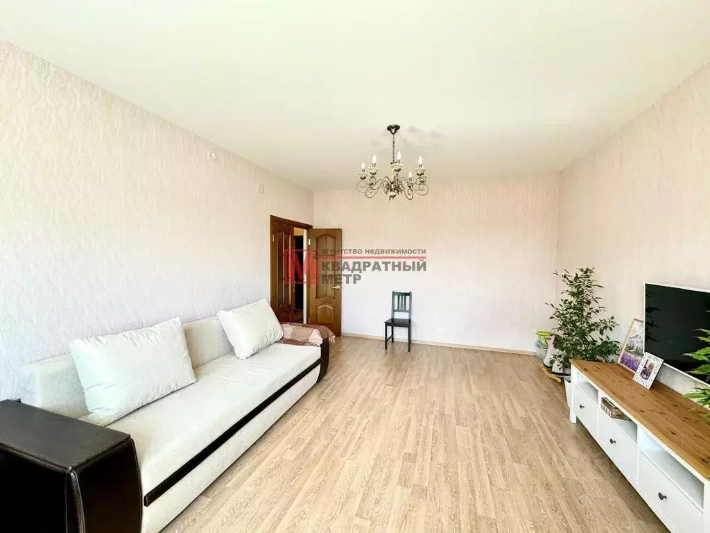 1-к кв. Белгородская область, Старый Оскол Степной мкр, 23 (52.0 м) - Фото 1