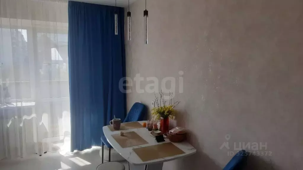 2-к кв. Ростовская область, Таганрог ул. Сергея Шило, 261 (67.3 м) - Фото 1