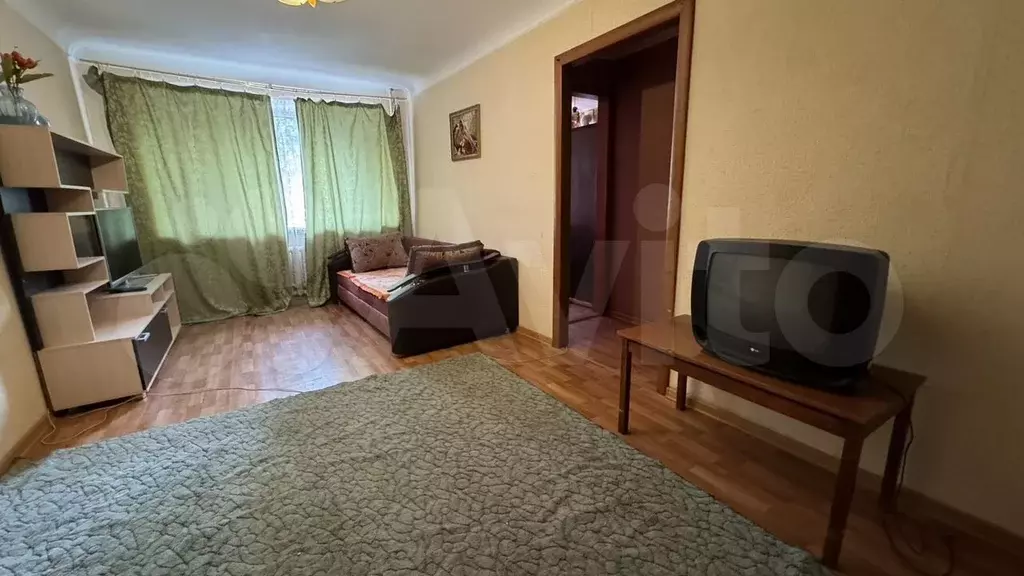 3-к. квартира, 52 м, 1/5 эт. - Фото 1