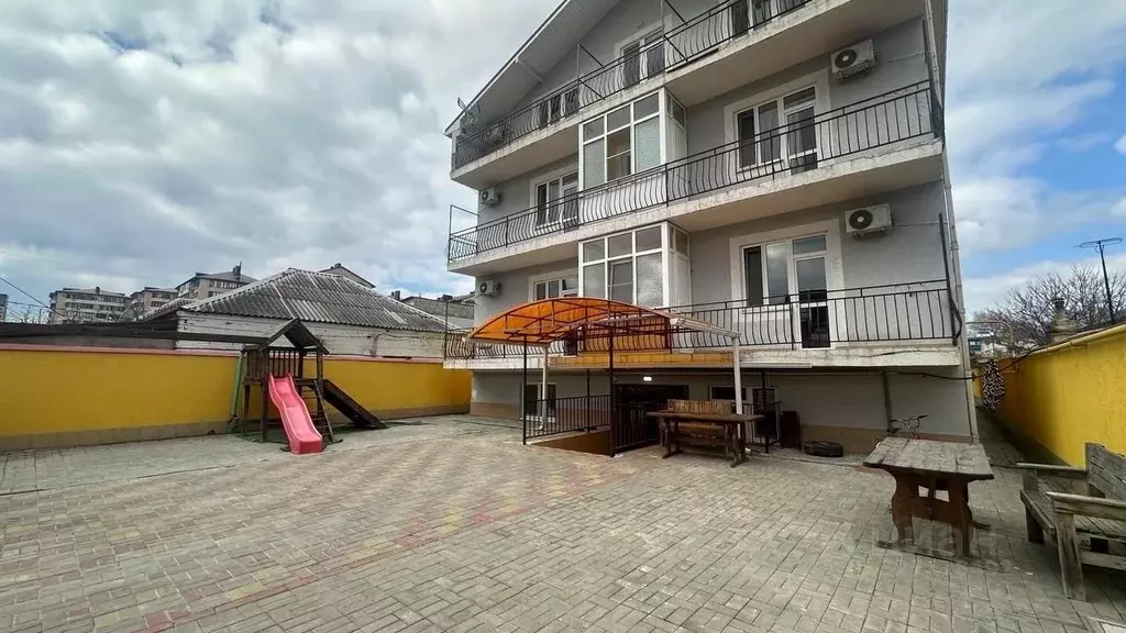 Дом в Краснодарский край, Анапа ул. Островского (500 м) - Фото 1