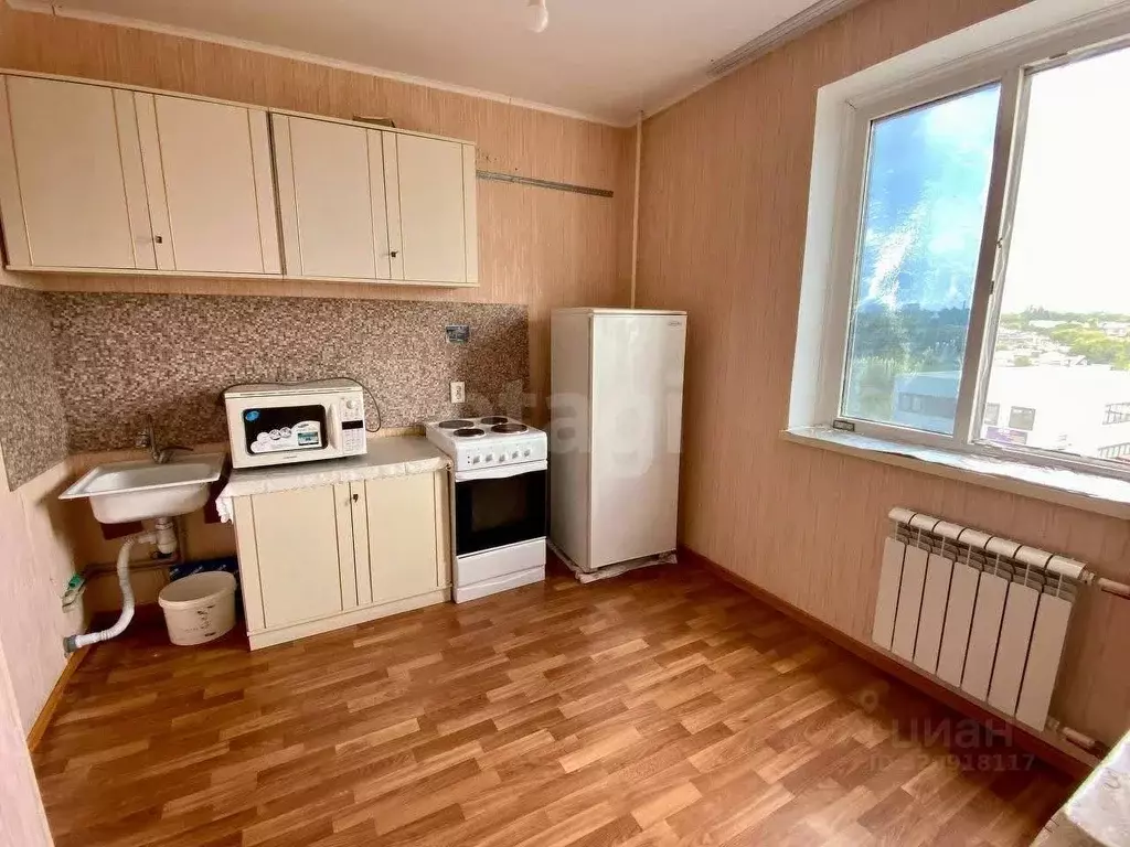 1-к кв. Курская область, Курск просп. Вячеслава Клыкова, 54 (35.8 м) - Фото 0