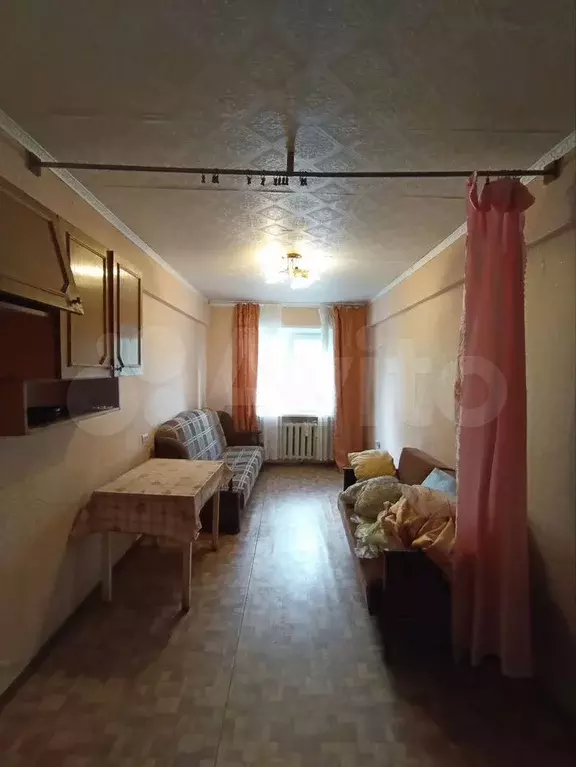 Комната 14 м в 5-к., 2/5 эт. - Фото 1