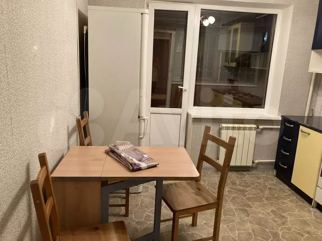 1-к. квартира, 37 м, 3/10 эт. - Фото 1