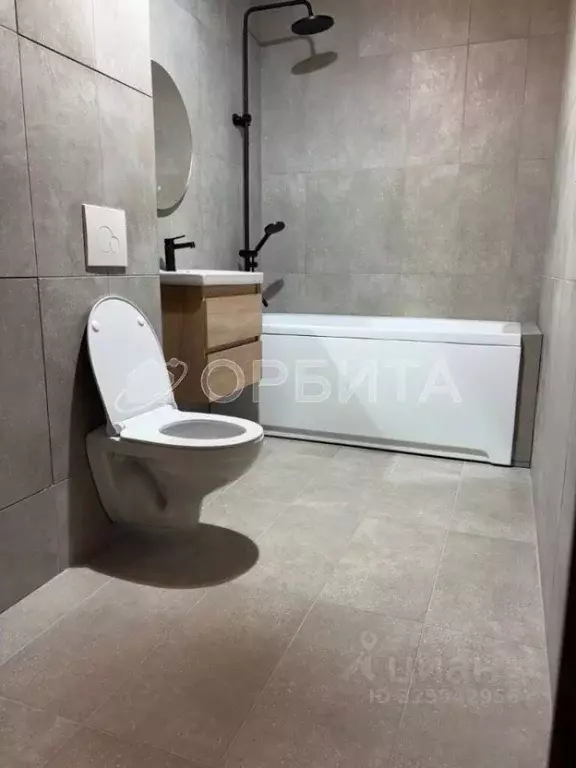 1-к кв. Тюменская область, Тюмень ул. Эльвиры Федоровой, 1 (36.0 м) - Фото 2