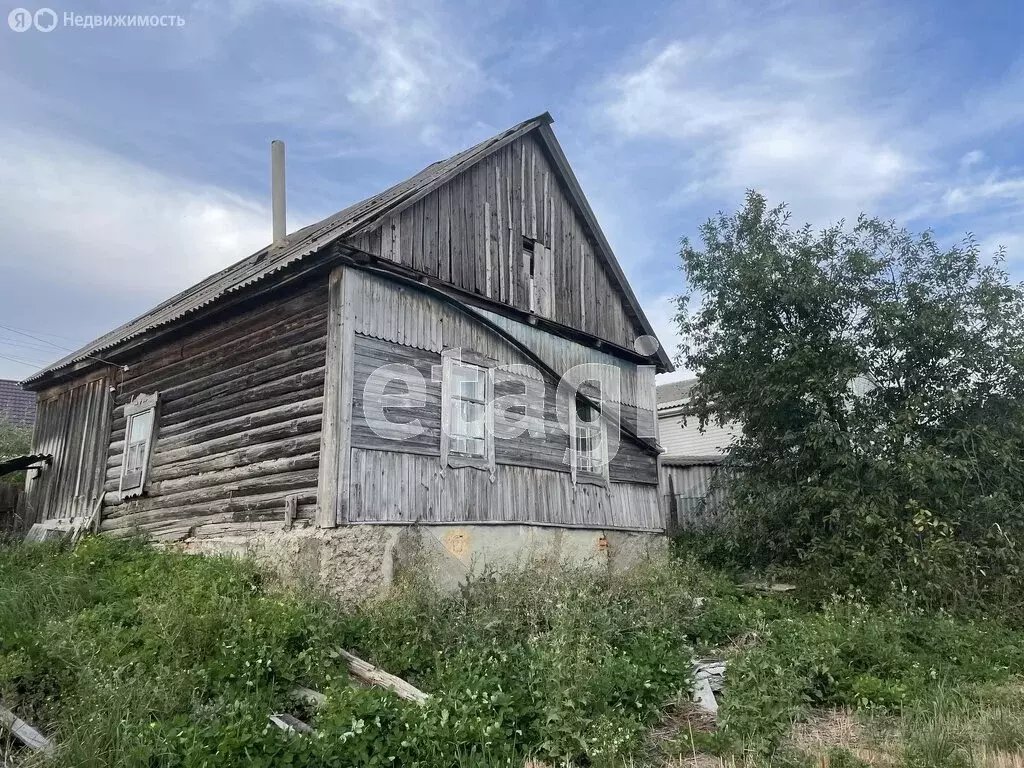 Дом в Брянская область, рабочий посёлок Выгоничи, улица Куйбышева ... - Фото 0