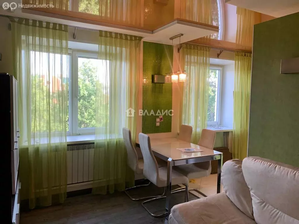 3-комнатная квартира: Вязники, Комсомольская улица, 8А (58.7 м) - Фото 1