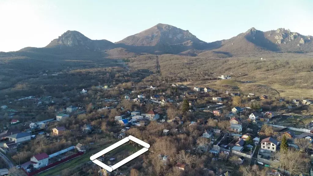 Участок в Пятигорск, садоводческий массив № 9, СТ Дружба (6.3 м) - Фото 1