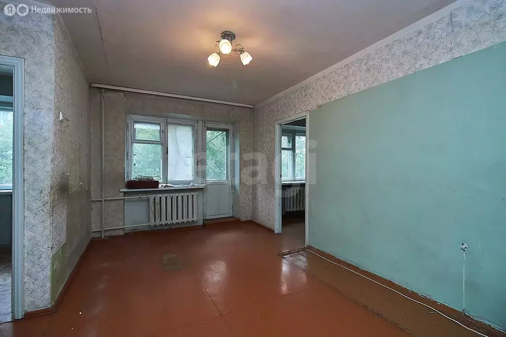 3-комнатная квартира: Тюмень, улица Республики, 156 (56 м) - Фото 2