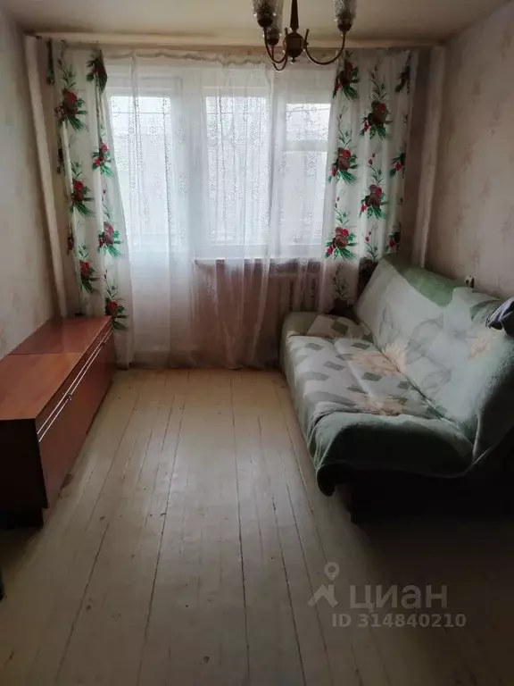 2-к кв. Волгоградская область, Волжский ул. Имени генерала Карбышева, ... - Фото 0