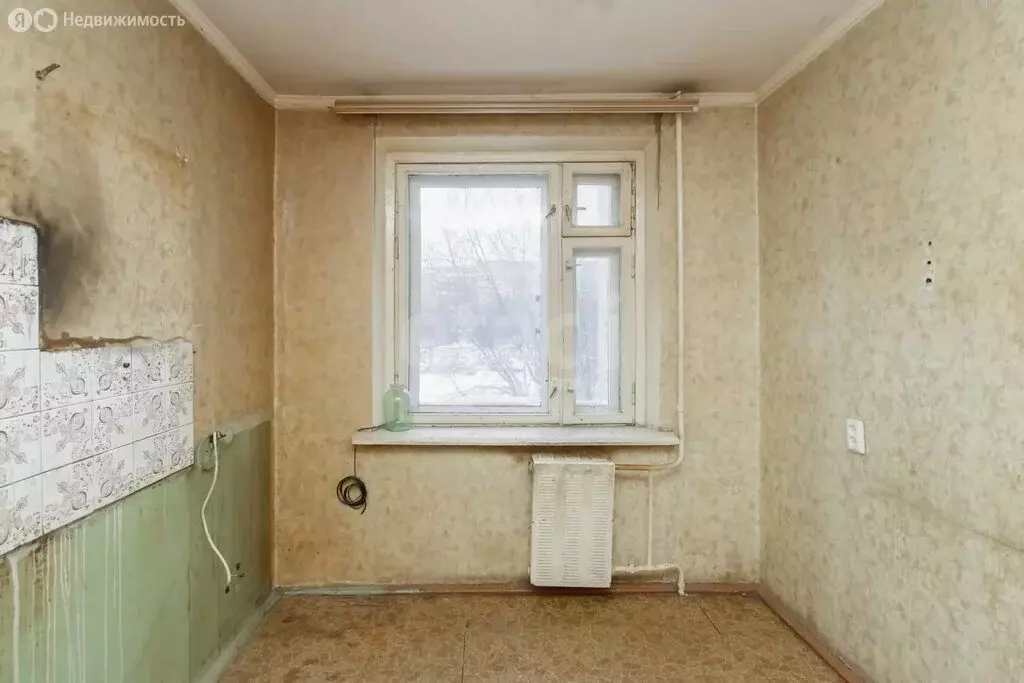 3-комнатная квартира: Тюмень, улица Александра Логунова, 20 (64.8 м) - Фото 2