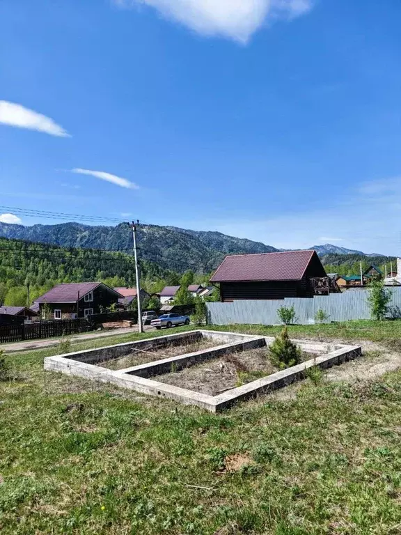 Участок в Алтай, Чемальский район, с. Чемал ул. Сосновая (11.88 сот.) - Фото 1