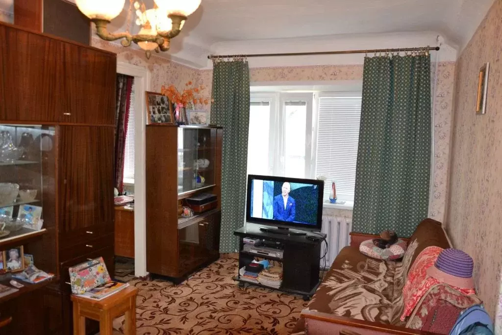 2-к кв. Тверская область, Осташков Рабочая ул., 42/45 (41.0 м) - Фото 0